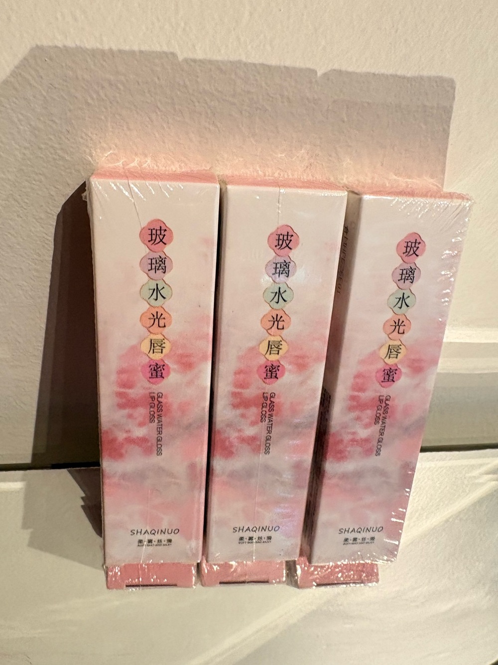 Glass Water Gloss bundle comes with 3